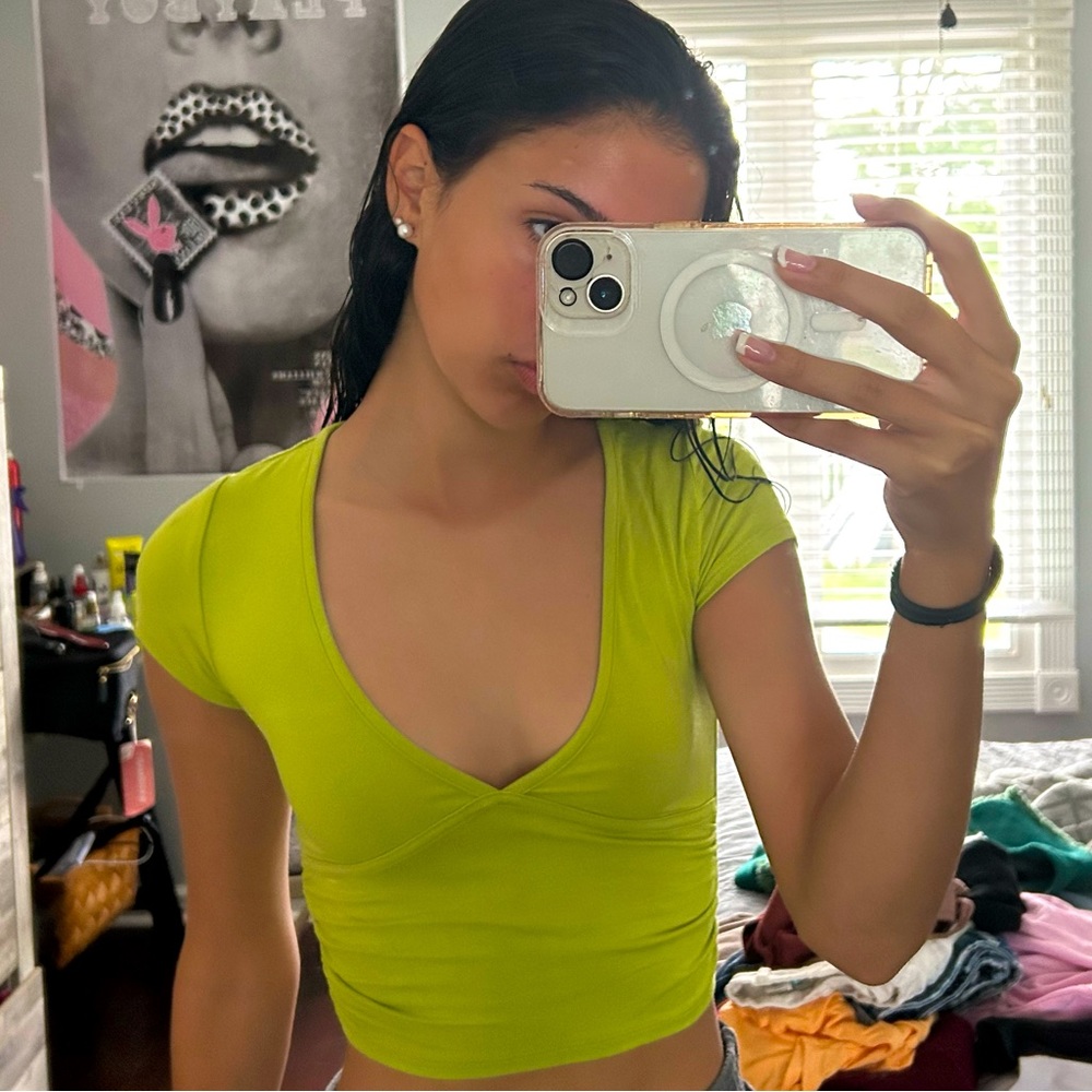 Green Garage Cropped Tee